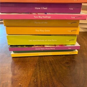 Lovevery Kids Learning Book Set - Multicolor